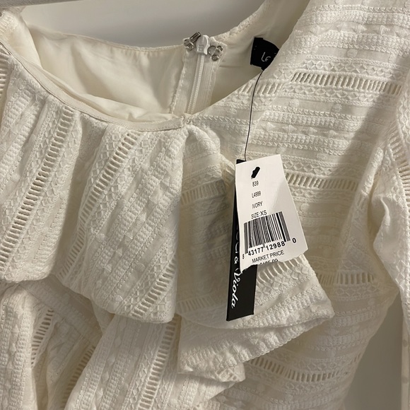 White off the shoulder top - Picture 2 of 3